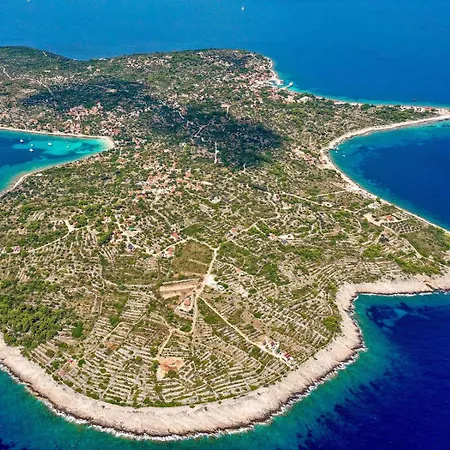 Vila Drvenik Mali Petomavar